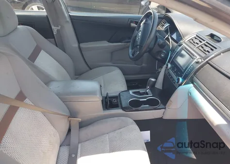 2013 Toyota Camry Le z USA, uszkodzony, nr VIN 4T1BF1FK6DU657272